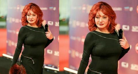 نبيلة عبيد تشعل السوشال ميديا بوصلة رقص جريئة!