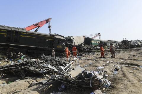 Pakistan: Trains Collision Death Toll Rises to 51