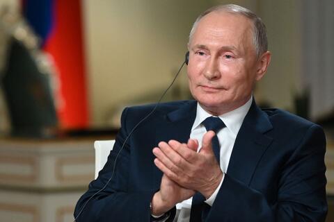 Joe Biden Starts Meeting With Vladimir Putin on Lake Geneva