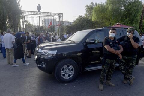 Tunisia: President’s Seizure of Powers Threatens Rights