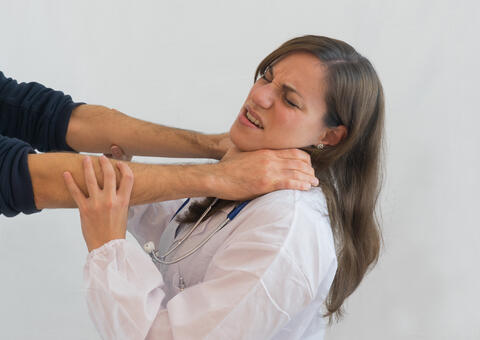 Why Are Kuwaitis Doctors Being Attacked?