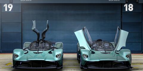 أستون مارتن تزيح الستار رسمياً عن فالكيري Spider المكشوفة