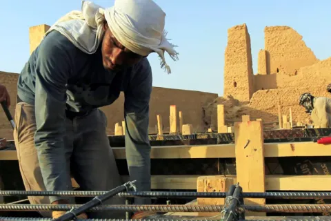 تفاصيل جديدة حول عودة العمالة المصرية إلى السعودية
