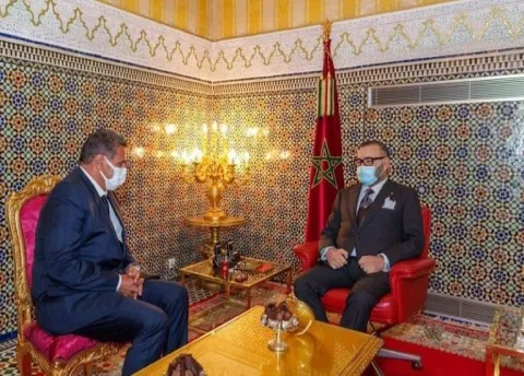 ملك المغرب يكلف عزيز أخنوش تشكيل الحكومة الجديدة