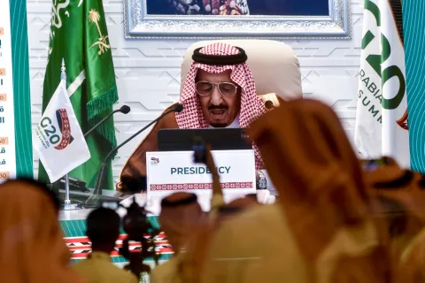 Saudi Calls on The World to Prevent Iran From Going Nuclear