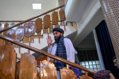 Taliban Fighters Flog Man Publicly in Kabul Over Claims of Stealing