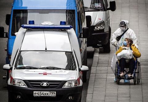 Brazil's Covid-19 Deaths Hit 600,000