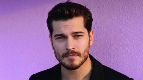 Çağatay Ulusoy and Duygu Sarışın Wedding Details Revealed