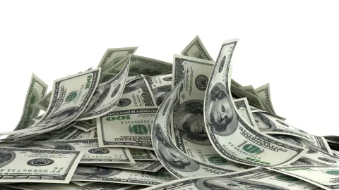 كيف تتعرف على الدولار المزور دون استخدام أجهزة الكشف؟
