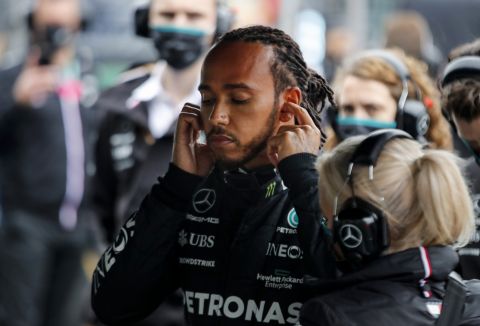Glock: Hamilton Excels at Hiding Pressure
