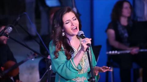 رشا رزق تشعل موسم الرياض بأغاني سبيستون.. وحماس الحضور يعيدك للطفولة