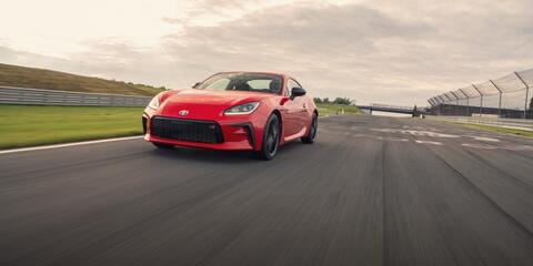 تويوتا تعيد تسمية GR 86 إلى GR86... ما السبب؟ 