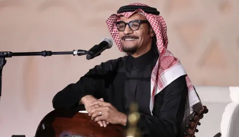 رابح صقر يتصدر الـ(ترند) بأغنيته الجديدة (واجد)