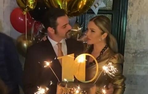 نيكول سابا و يوسف الخال يحتفلان بعيد زواجهما بتورتة و قبلة ساخنة