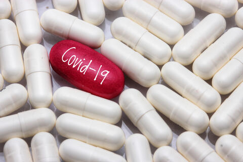 Pfizer's New Pills Show Positive Results Against The Omicron Variant