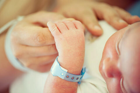 UAE Newborns Can Now Get Digital Birth Certificates