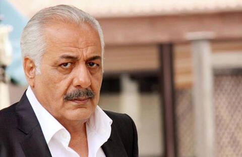 صورة عائلية تجمع أيمن زيدان وأشقائه الثلاثة..ومتابع 