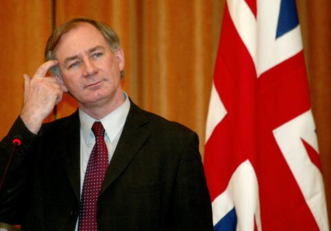 Ex-British Defense Secretary Memoir: 'Iraq War May be Illegal'