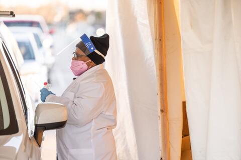 US Reports New Record For COVID-19 Hospitalizations