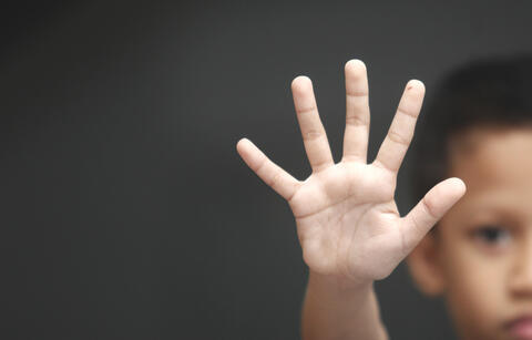 Child Abuse Cases Tops Record High in Japan