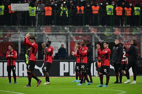 تشكيلة ميلان المتوقعة أمام نابولي اليوم في الدوري الإيطالي