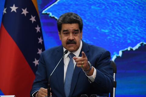 روسيا تتهم واشنطن بتجنيد الطيور والخفافيش لنقل الفيروسات إليها من اوكرانيا