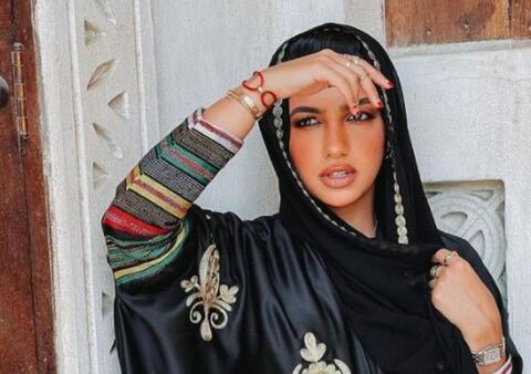 نجلاء الودعاني تتصدر الترند في حفلة تنكرية .. شاهدوا هاري الودعاني
