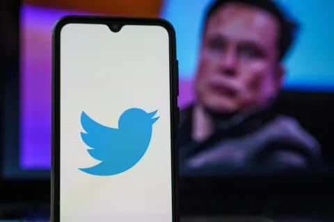 Elon Musk: 'I Sleep Over at My Friends’ and I Don’t Take Vacations'