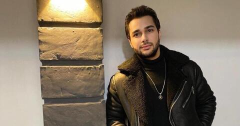 منة عرفة نسخة طبق الأصل عن سيلينا غوميز في هذه الصورة
