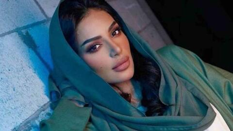 أمل الأنصاري تنفي اعتزال شقيقتها فاطمة الأنصاري.. 