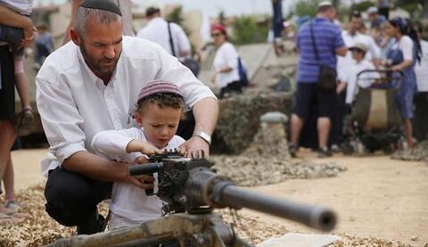 ماذا يعني تخلي اسرائيل عن قانون الطوارئ في الضفة؟