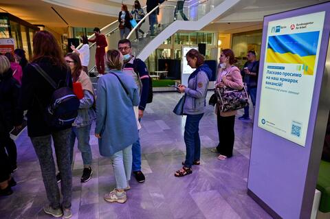 UN: Ukraine War Pushed The Number of People Forced to Flee to Highest Record