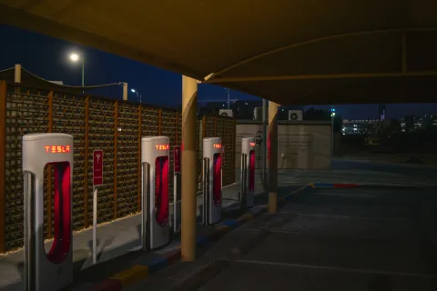 EVs in the Middle East: Soaring Popularity in the Oil Region