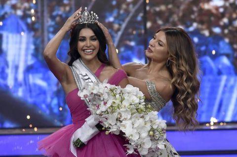 ملكة جمال لبنان ياسمينا زيتون وصيفة أولى لملكة جمال العالم 2024