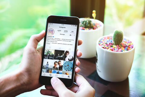 Instagram’s Latest: Shop Within the App 
