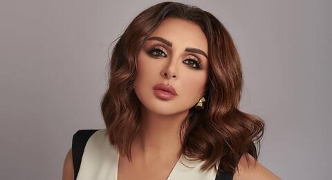 بالفيديو: أنغام تروج لأغنيتها الجديدة (عارفة قيمتي)