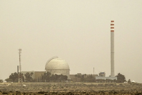 Yair Lapid Admits: Israel's Nuclear Bombs May Threaten 