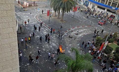 نابلس.. شهيد باشتباكات عقب اعتقال الأمن الفلسطيني لمطاردين