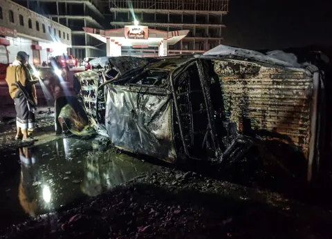 اليمن: قتيل و 11 إصابة إثر انفجار عبوة ناسفة بحافلة ركاب في