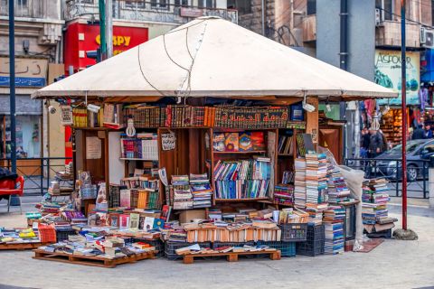 Amman Vendors Say Books Are a Hard Sell But 'We Will Survive' 