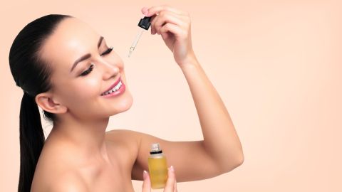 ما علاقة زيت الزيتون بتفتيح البشرة؟