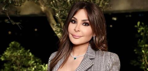 إليسا تهنئ دولة قطر بافتتاحية كأس العالم.. وتقلق متابعيها بإصابة يدها!