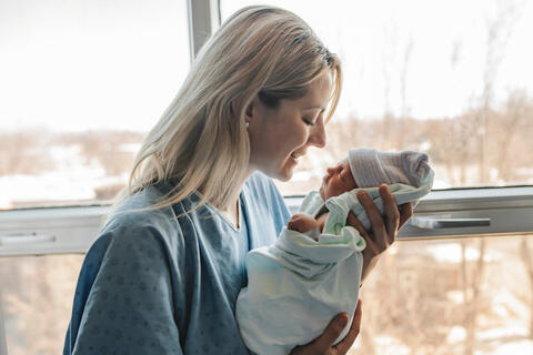 Study: Female bones change after giving birth