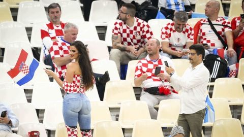 ملكة جمال كرواتيا ايفانا كنول تودع الدوحة بالدموع