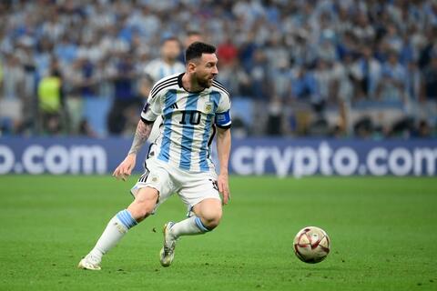 رومانو: ميسي توصل بالفعل لاتفاق مع باريس سان جيرمان