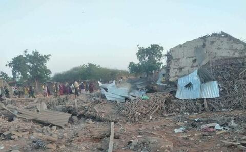 15 قتيلا بانفجار سيارتين مفخختين وسط الصومال