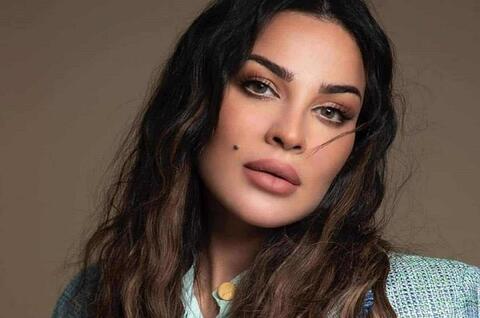 نادين نسيب نجيم فاتنة في أحدث إطلالة لها