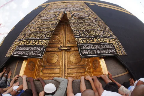 22 كعبة عند العرب.. أيهم الأصح؟ (صور لأول مره)