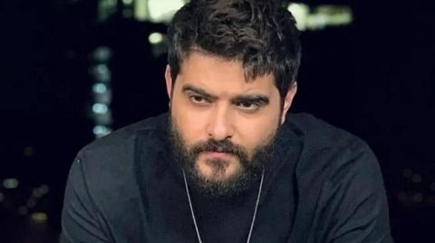 ناصيف زيتون يلمح لدانييلا بأغنيته 