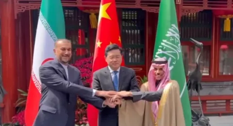 إيران والسعودية توقعان بيانا مشتركا في الصين وتتفقان على فتح السفارات